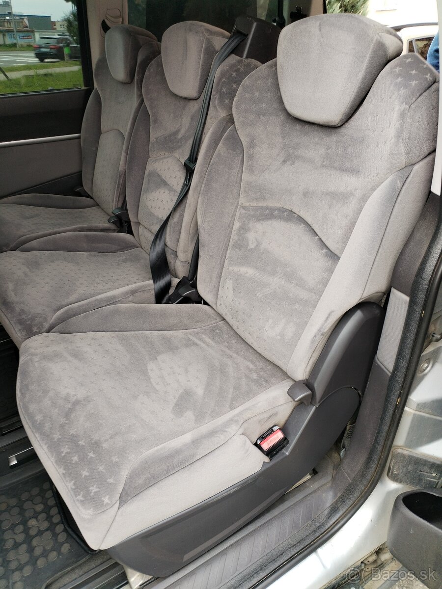 Predám PEUGEOT 807 - 6