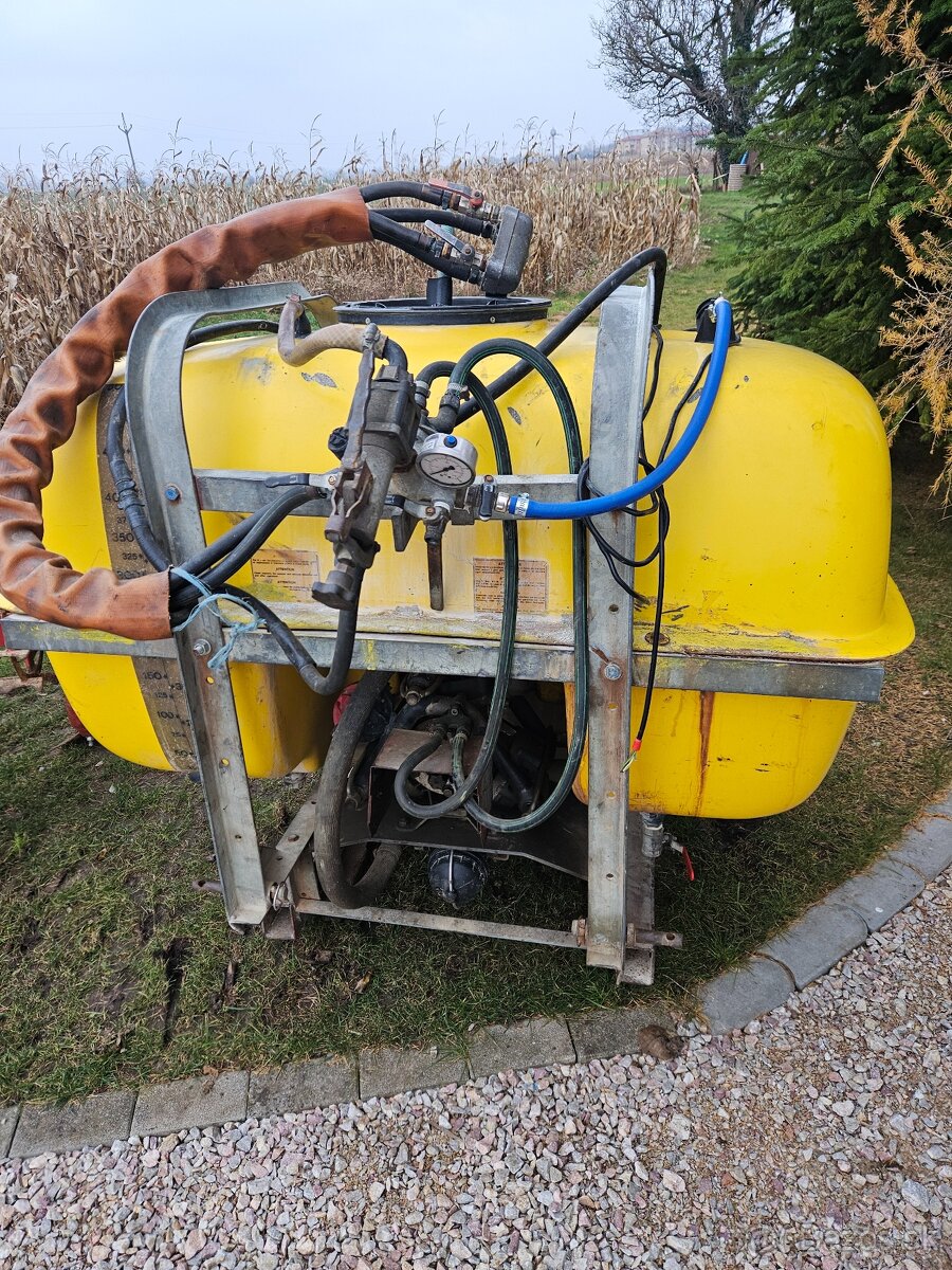 Rosič postrekovač - 6