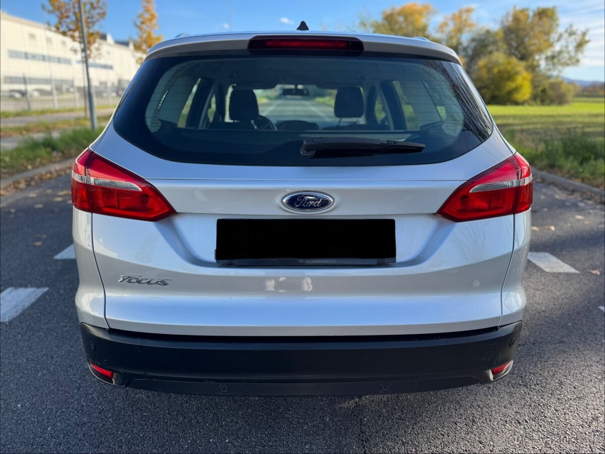 Ford Focus 1.5TDCi Business 2017 Nová STK - 6