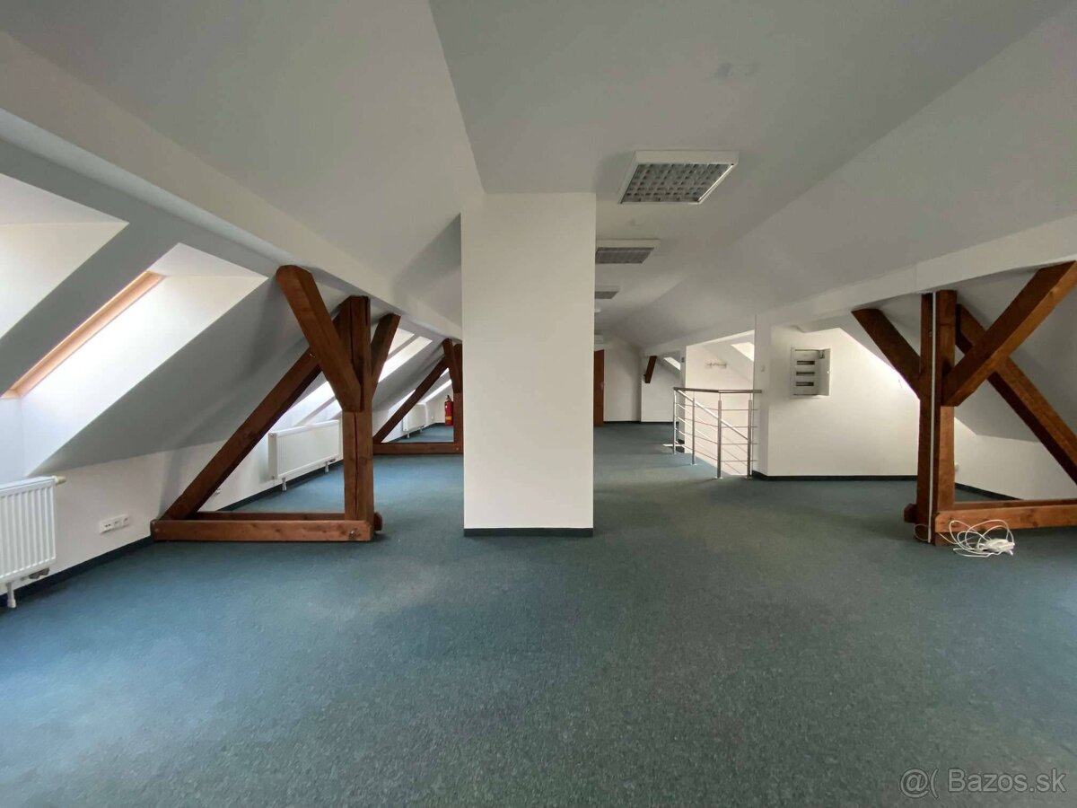 RealityKolesár prenajíma kancel 235m2 Vrátna centrum KE I. - 6