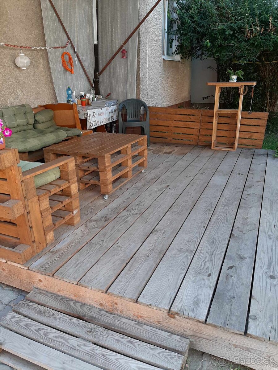 Prenájom veľkého rodinného domu PRIAMO v centre Rim. Sobota - 6