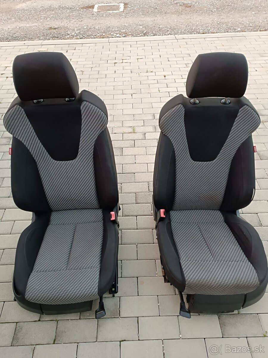Predám športové sedačky pre seat leon - 6