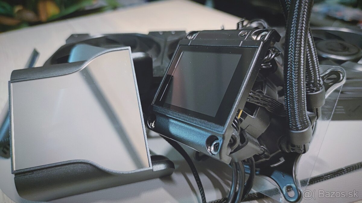 Predám MSI MEG Coreliquid S360 - 6