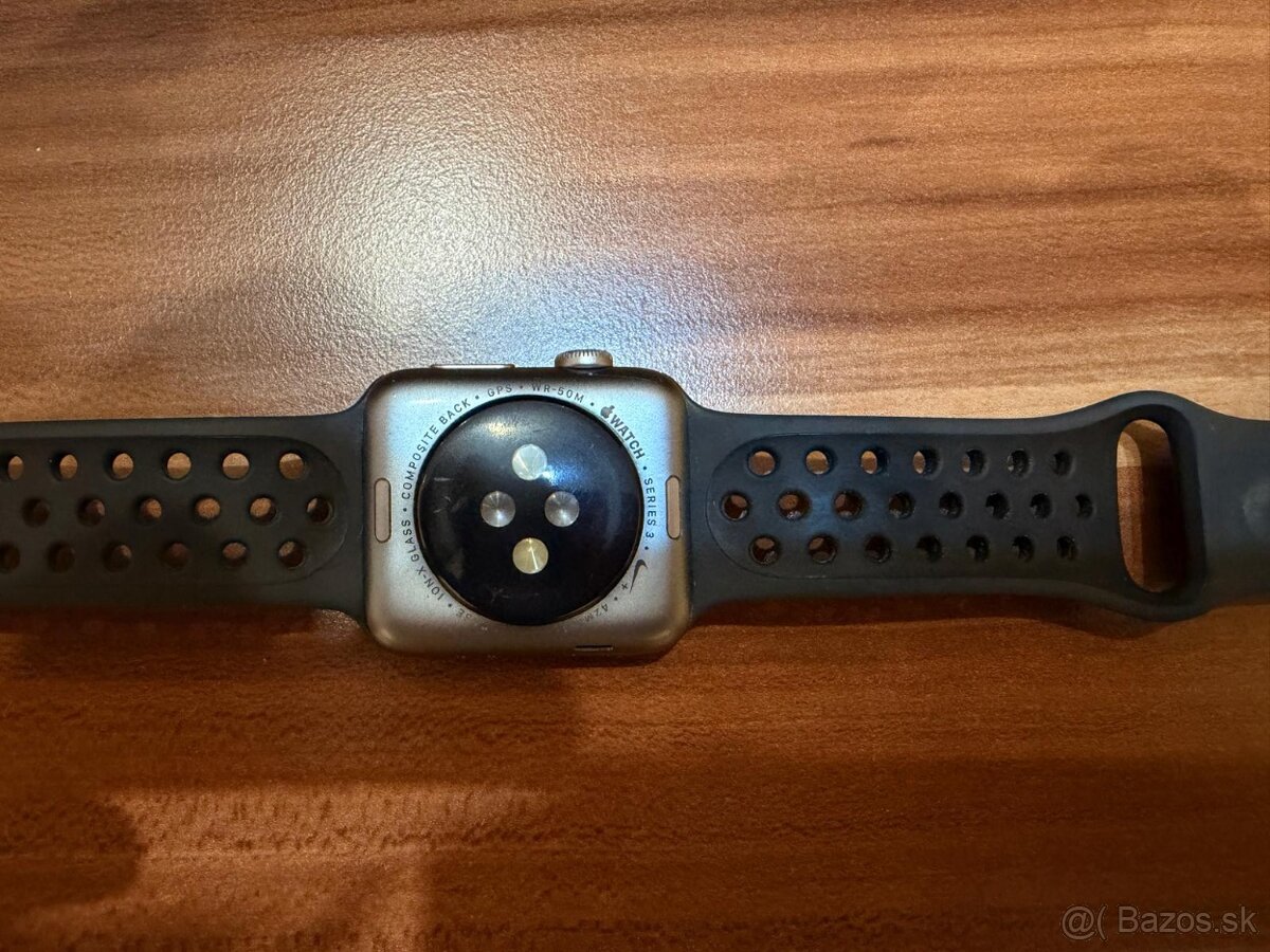 Apple Watch Nike + Series 3 - 6