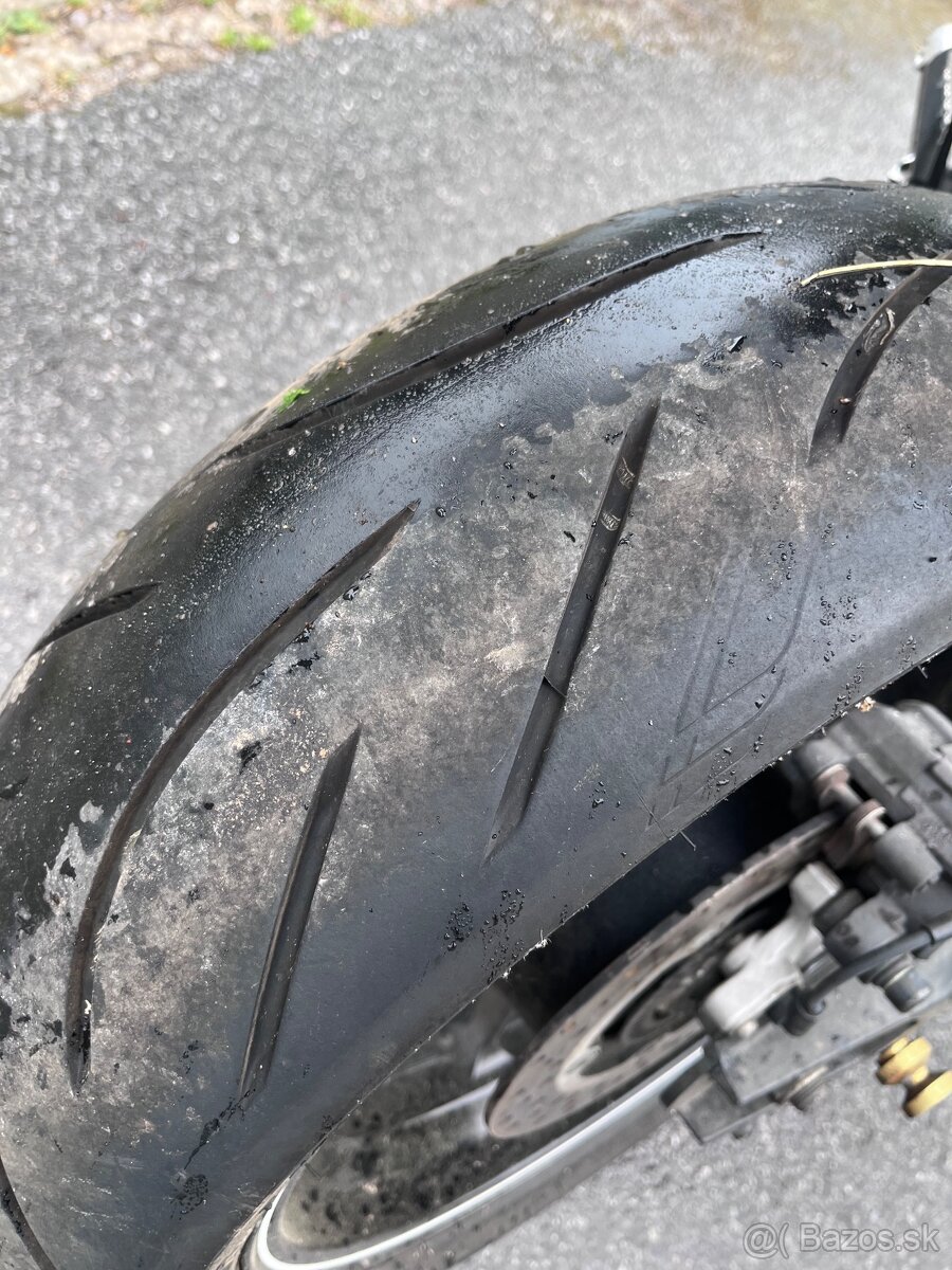 Yamaha mt09 - 6