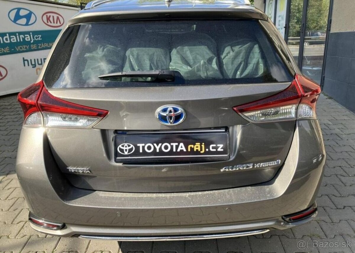 Toyota Auris 1.8-AUTOMAT-NAVI-KAMERA - 6