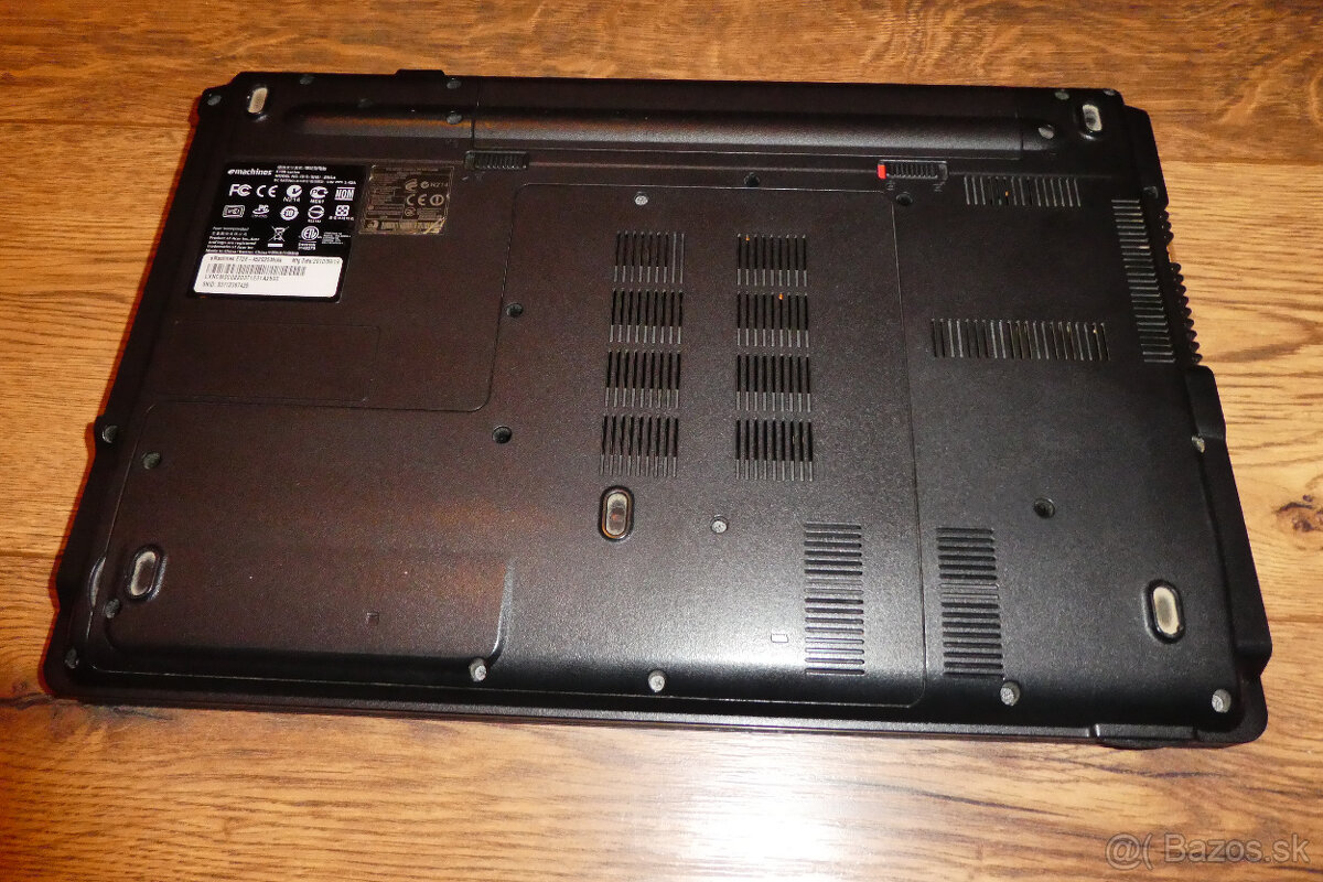 notebook eMachines E728-452G25Mnkk - 6