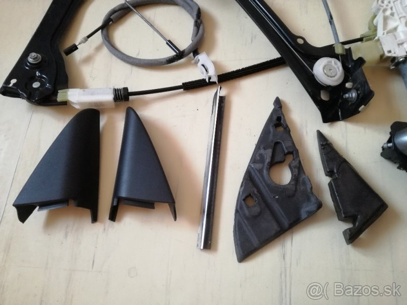 Predam na BMW Coupe 320D E92 casti z PP dvery ako su na foto - 6