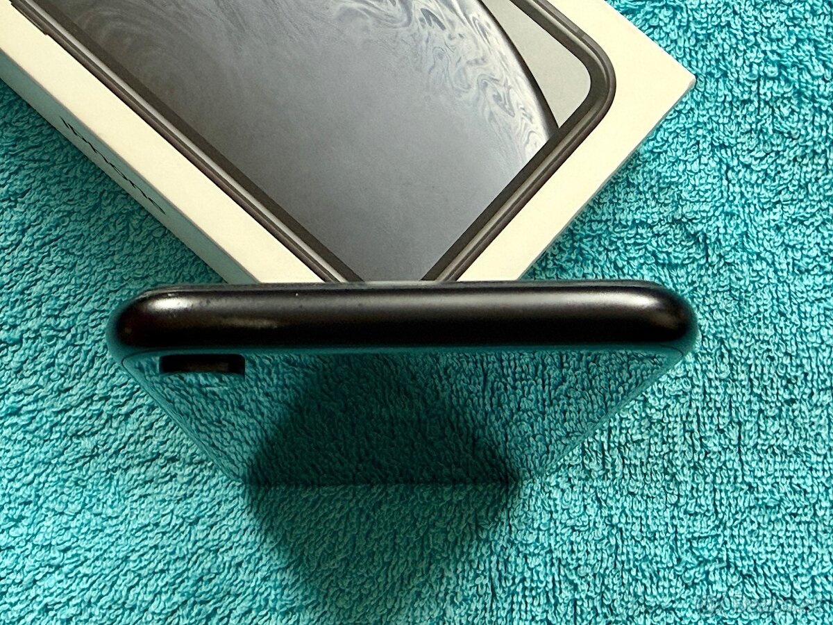 iPhone XR 64GB Black, NOVÁ BATERKA - 6