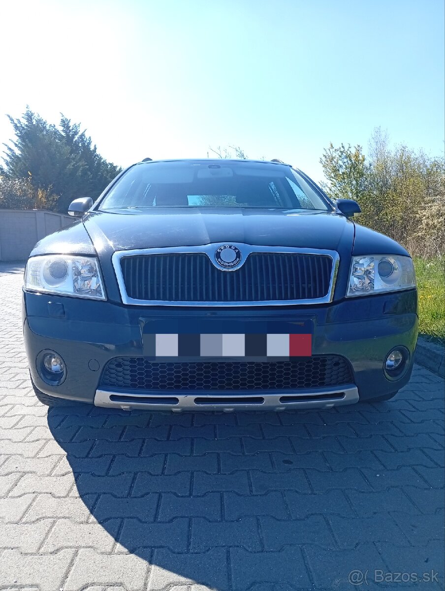 Škoda Octavia Combi 4x4 Scout - 6