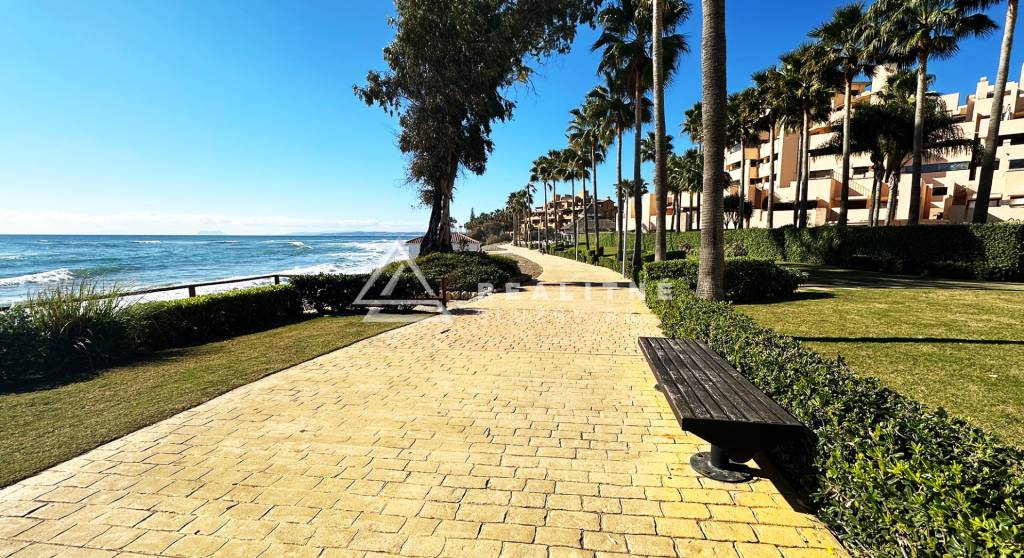 ESTEPONA, APARTMÁN NA PREDAJ – PRIAMO PRI MORI, BAHÍA DE LA - 6