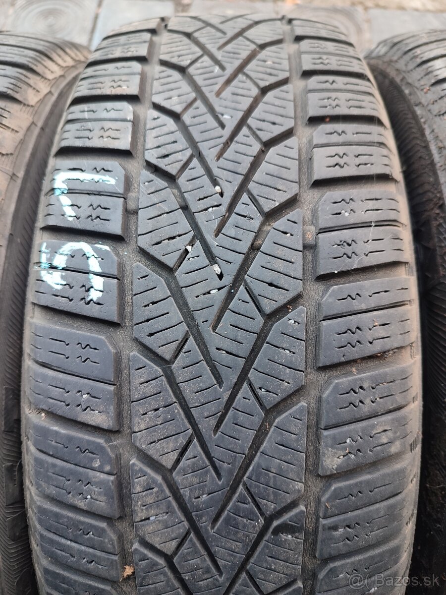 185/60 r15 semperit - 6