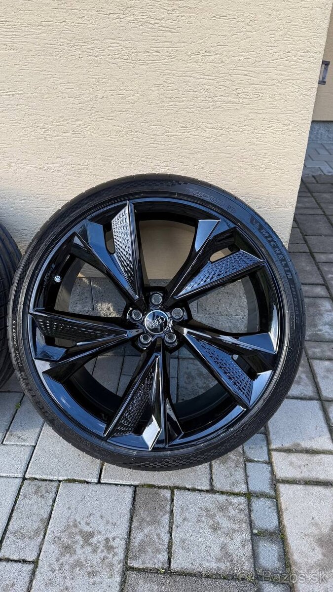 Audi RS6, RS7, SQ7, SQ8 R22 - 6