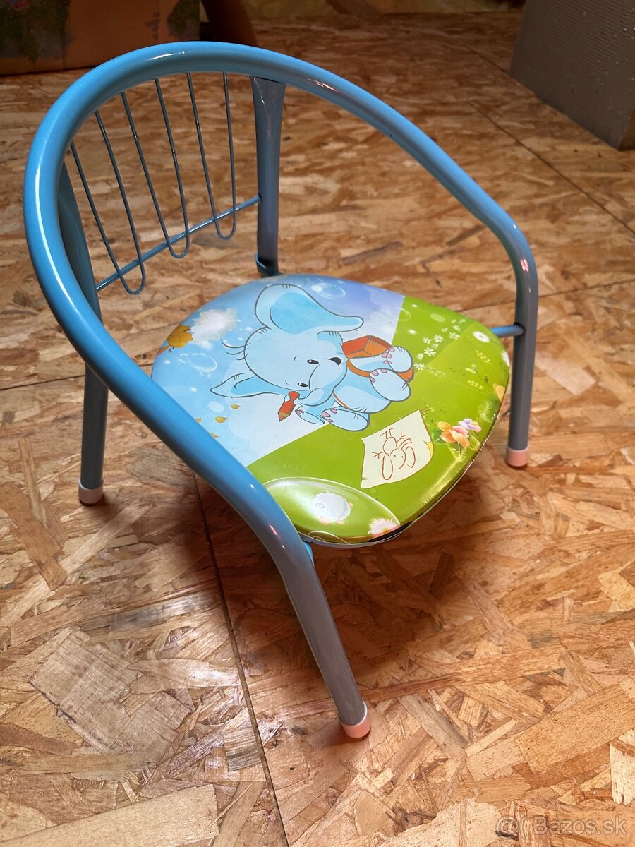 Detska stolicka, stolik, hracky, gumaky, … - 6