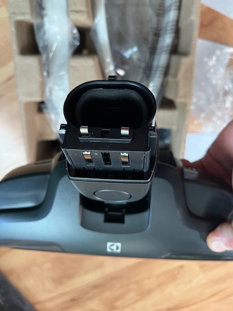 Tyčový vysávač Electrolux 300 clean nové príslušenstvo - 6