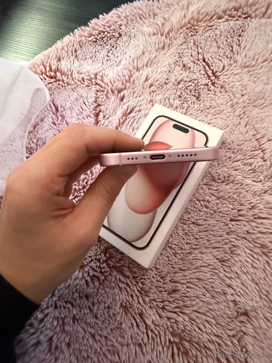 iPhone 15 128GB - 6