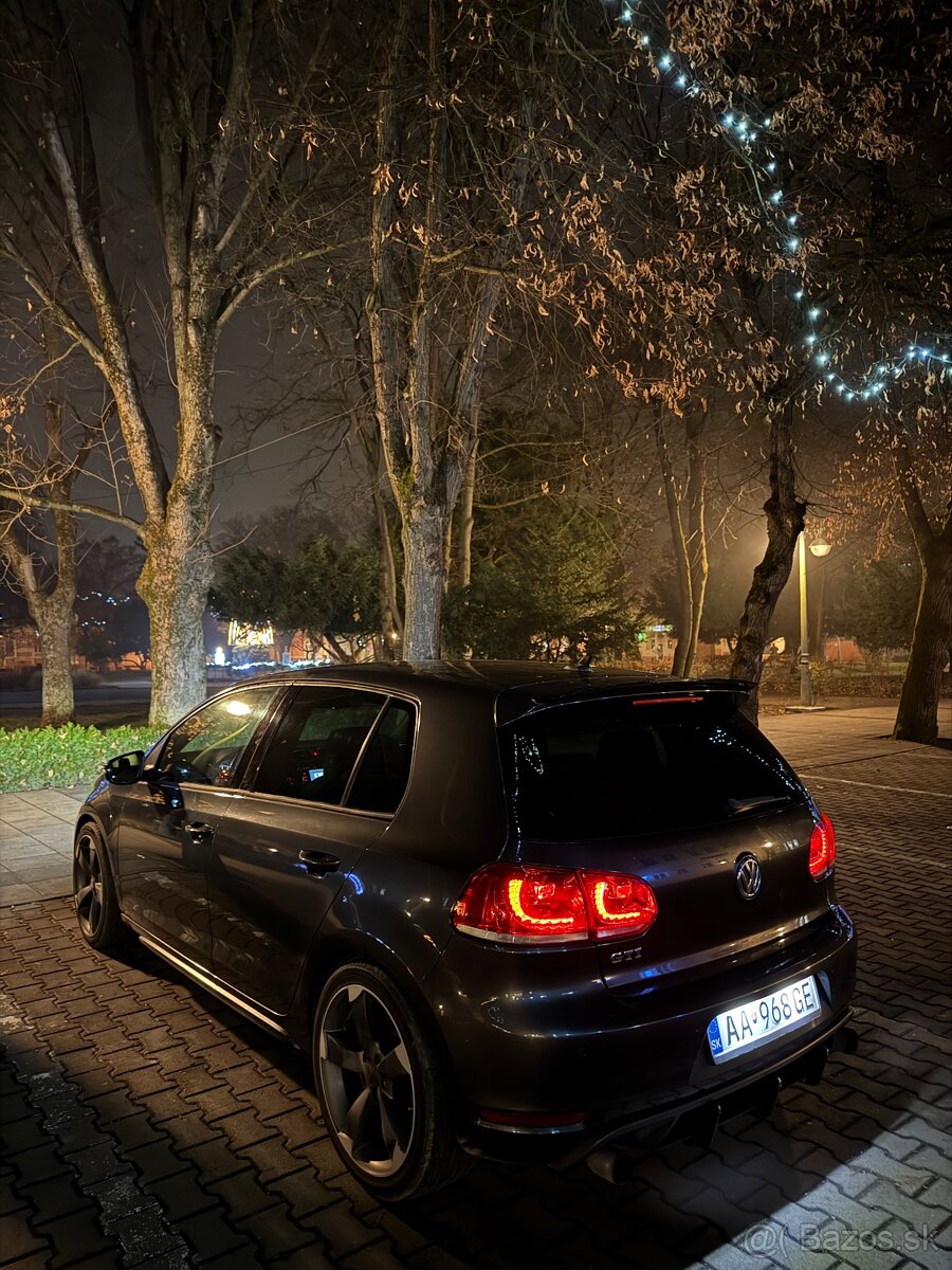Volkswagen Golf 6 GTI DSG - 6