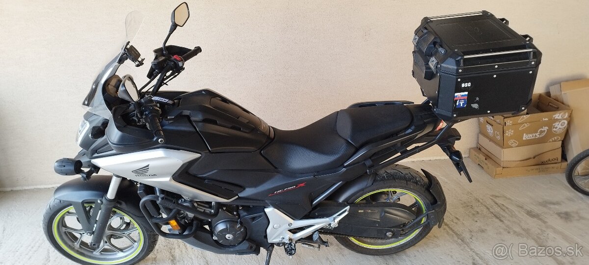 Honda NC750X - 6