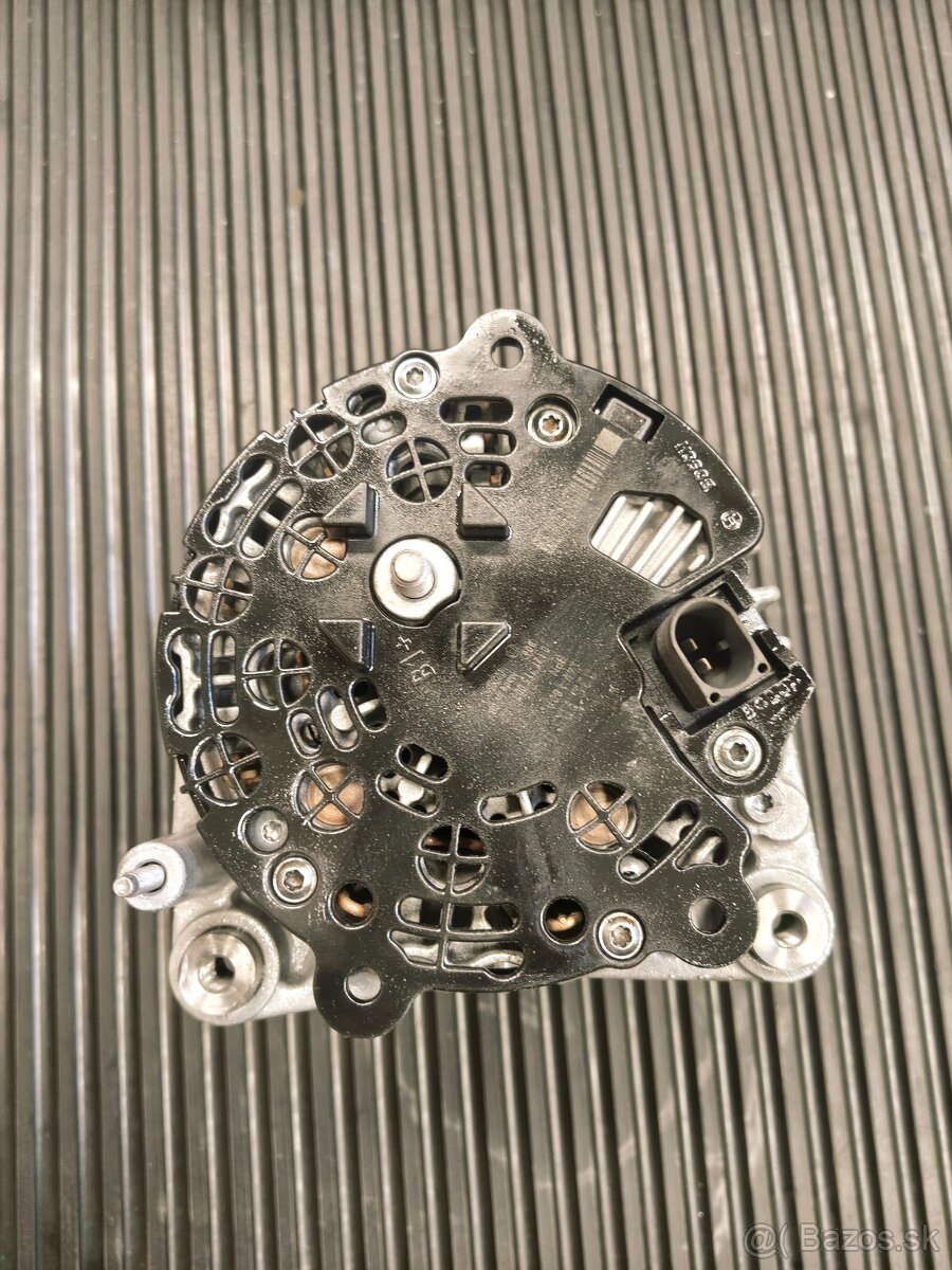 Alternátor Superb,Crafter, Octavia,T5 - 6