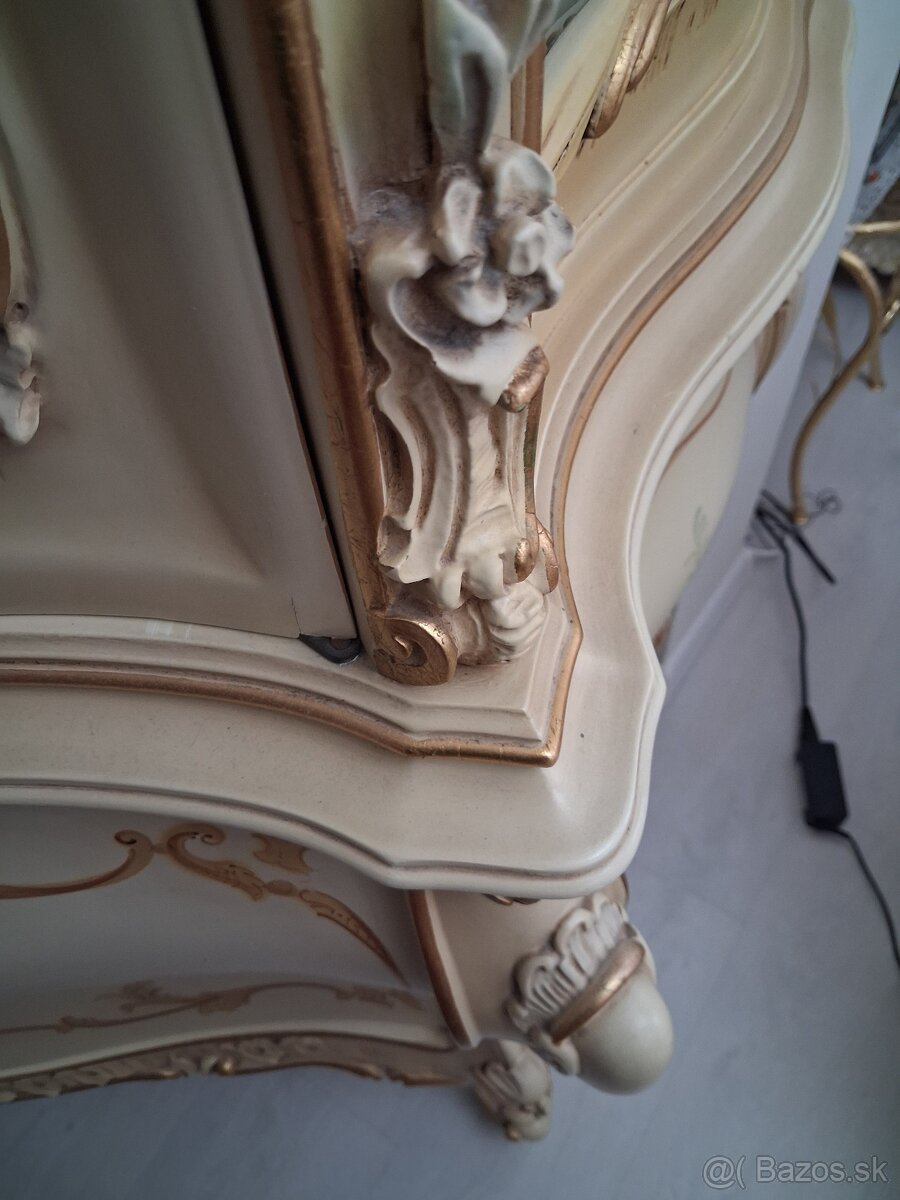 VITRÍNA - Exklusívna, starožitná - 6