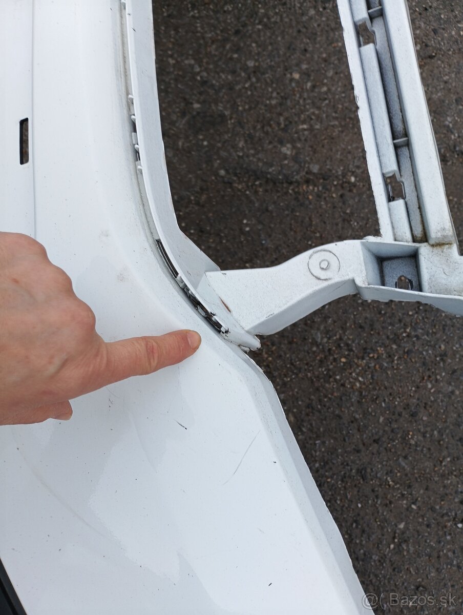 Predný nárazník Dacia Logan - 6