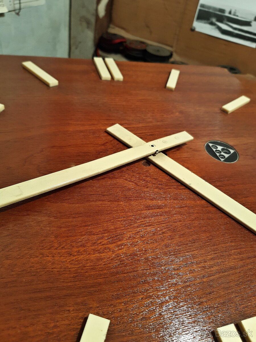 Dřevěné hodiny Pragotron PPH410, rok 1988, funkční, TOP stav - 6