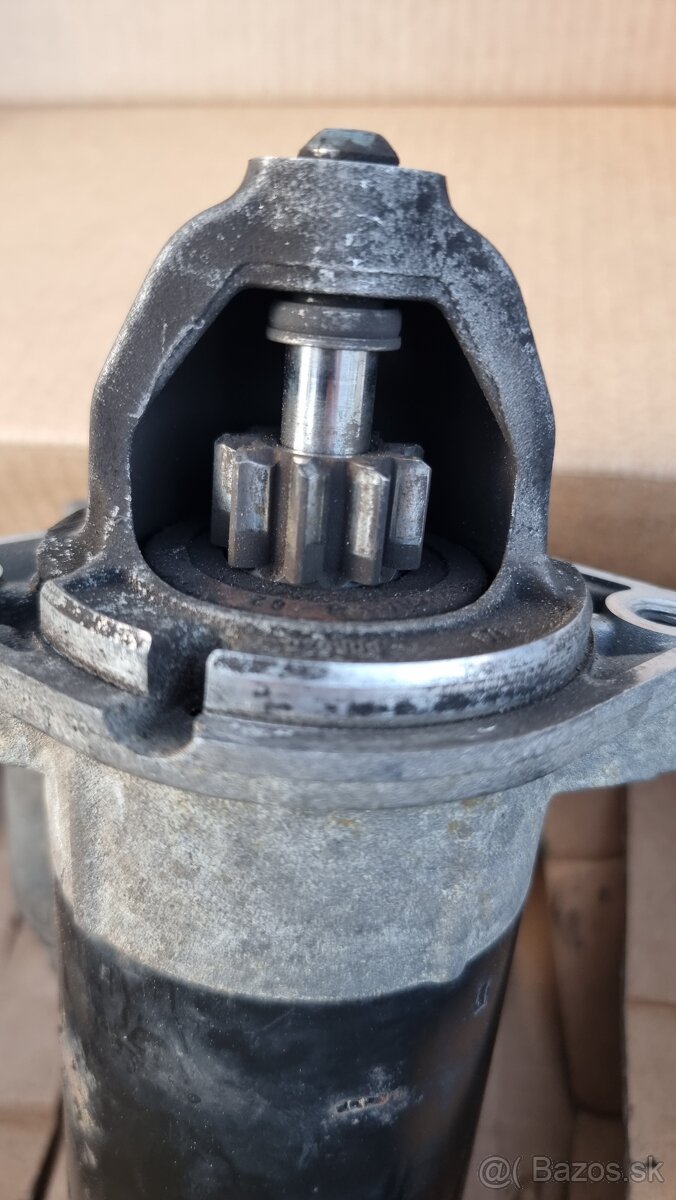 Predám štartér z M54B30 / E46 330I, E39 530I - 6