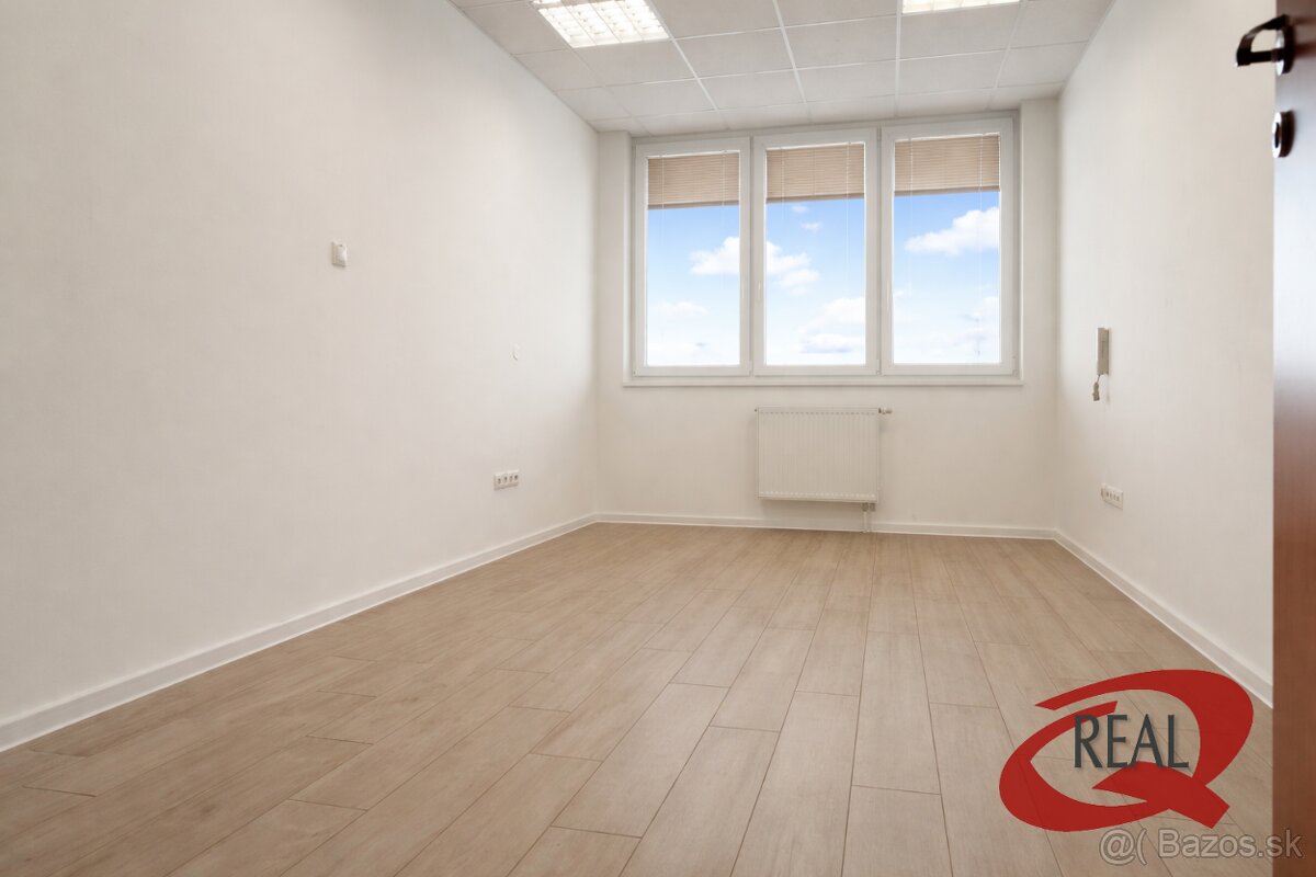 BEZ PROVÍZIE, KANCELÁRIE V RUŽINOVE, TRENČIANSKA UL - 6
