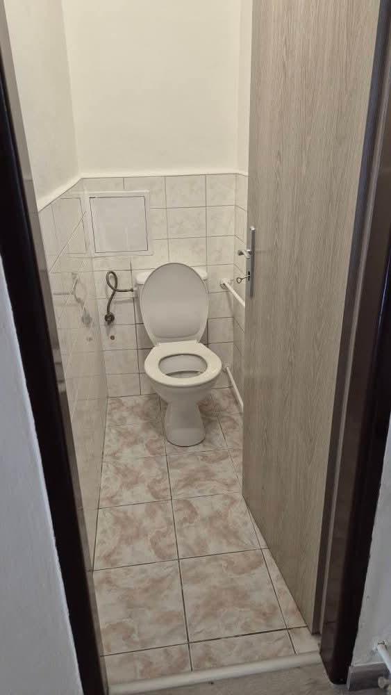 Prenájom bytu-Komárne - 6