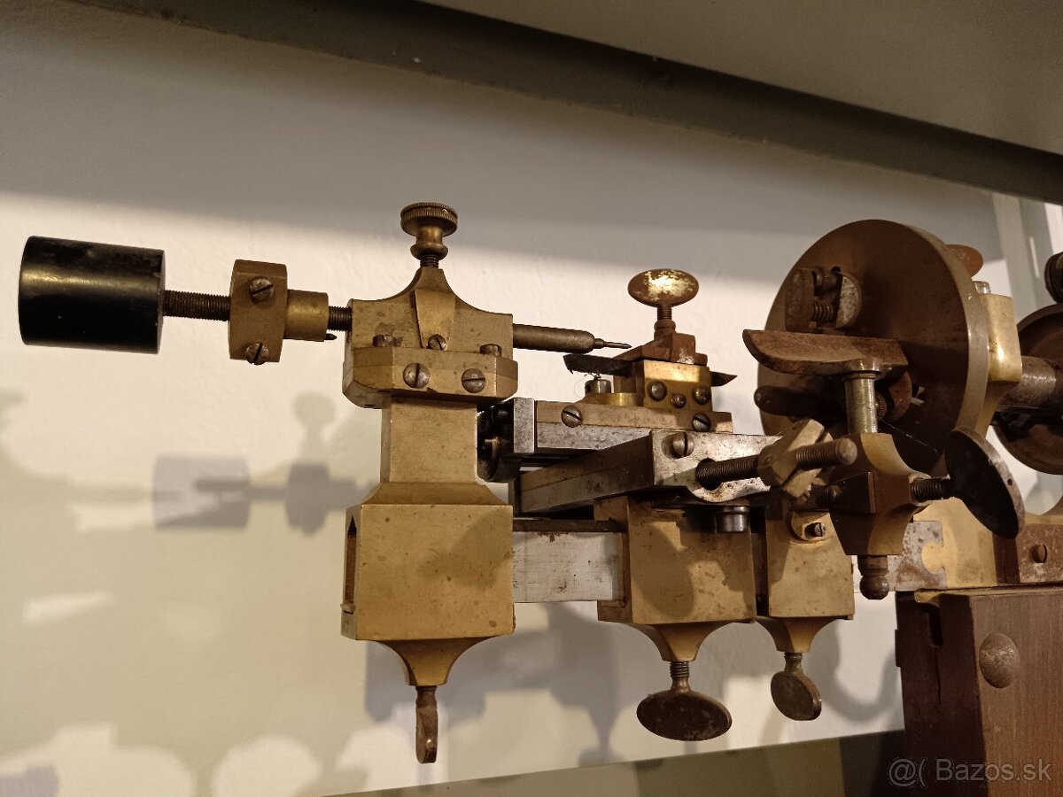 Starý sústruh na hodiny - 6
