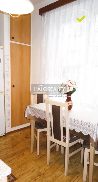HALO reality - Predaj, trojizbový byt s vlastnou garážou Mal - 6