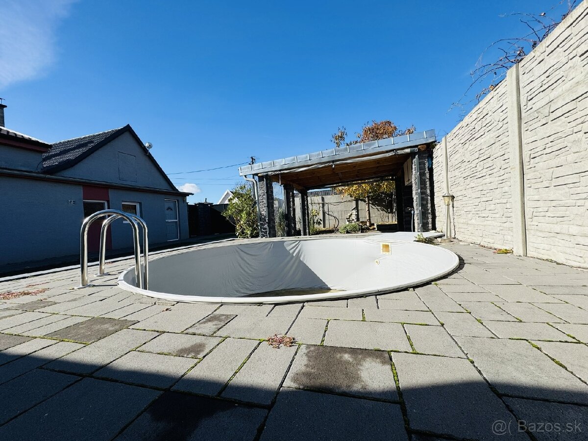 Na predaj priestranný 4i RD v obci Gajary. - 6