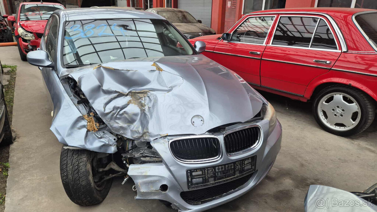 BMW E90 320i 2,0i 125kw - 6