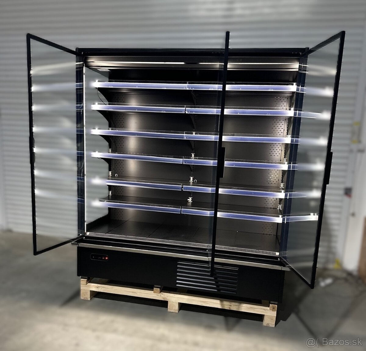 Prístenná vitrína IM 2m - 6