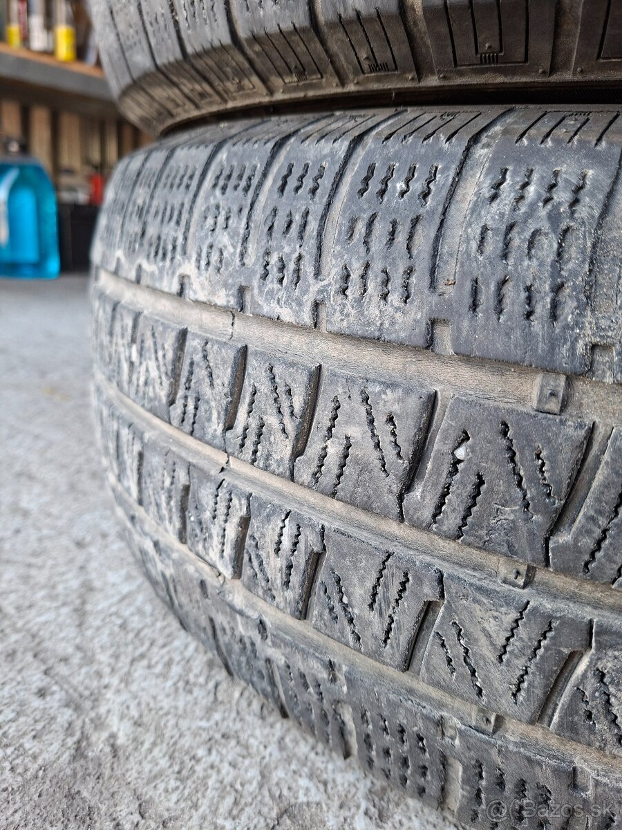 Predám 2ks zimné 235/65R16C DOT 2324 - 6