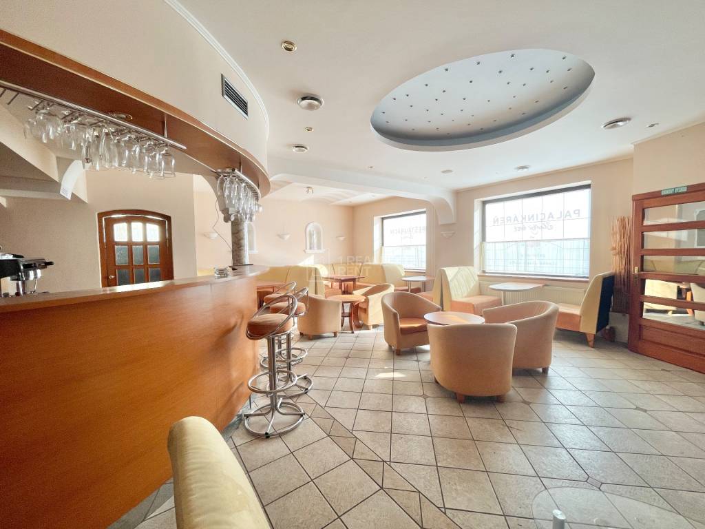 Na predaj penzión v centre KNM - 6