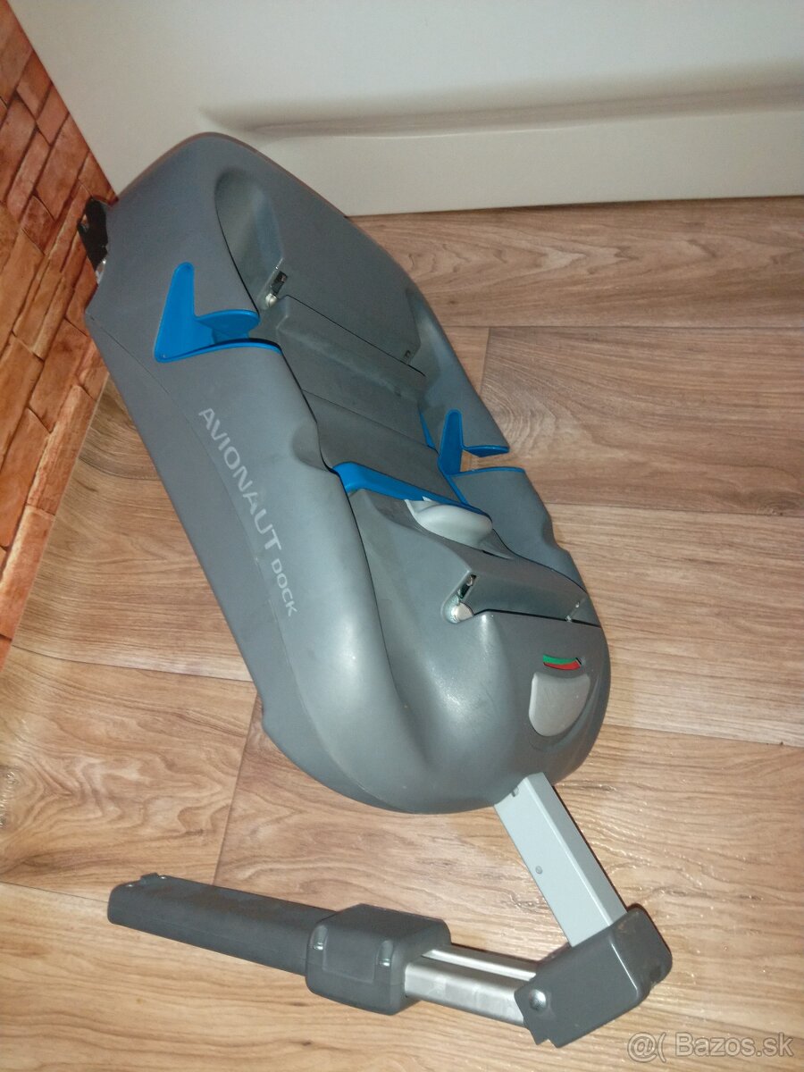 Predam náš zachovalí kočík Invictus V-plus. Je to trojkombi - 6