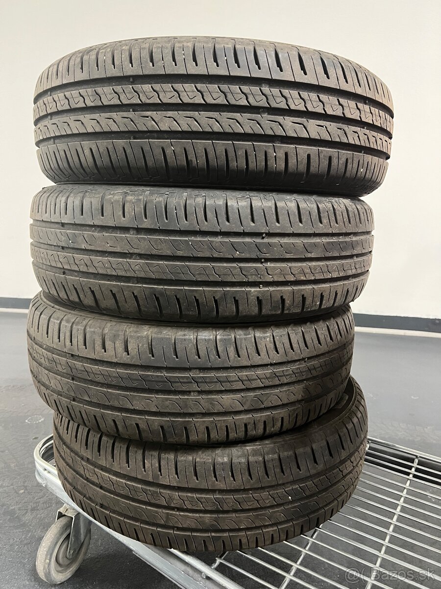 4x Barum Bravuris 5HM - 185/65 R15 - DOT 4720 - 6