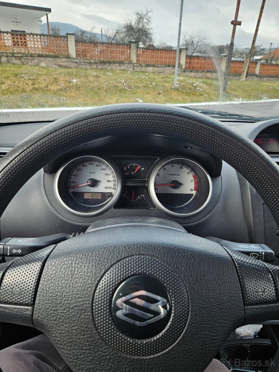 Suzuki Ignis 1,3 68kw - 6