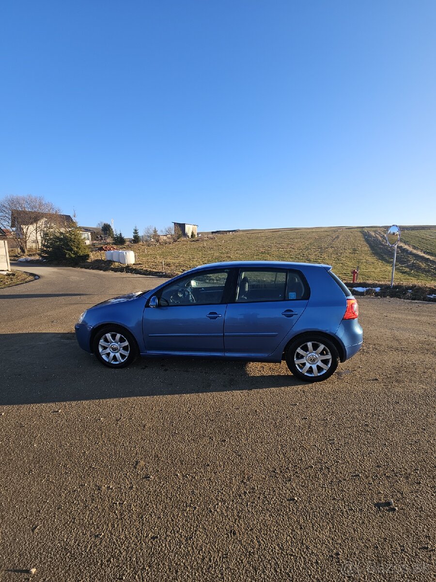 Predám VW golf 5 2.0tdi - 6