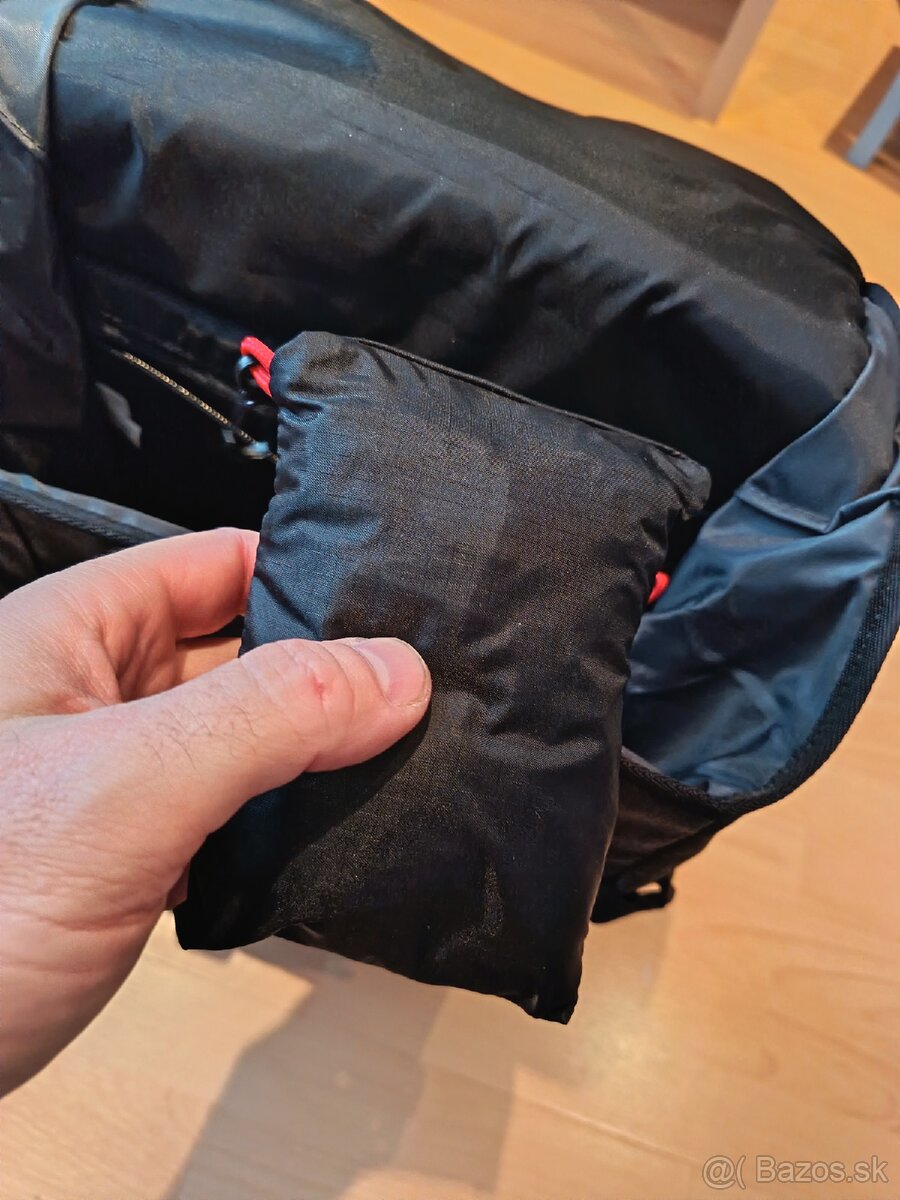 Panasonic Lumix DMW-PB10 batoh 18L - 6