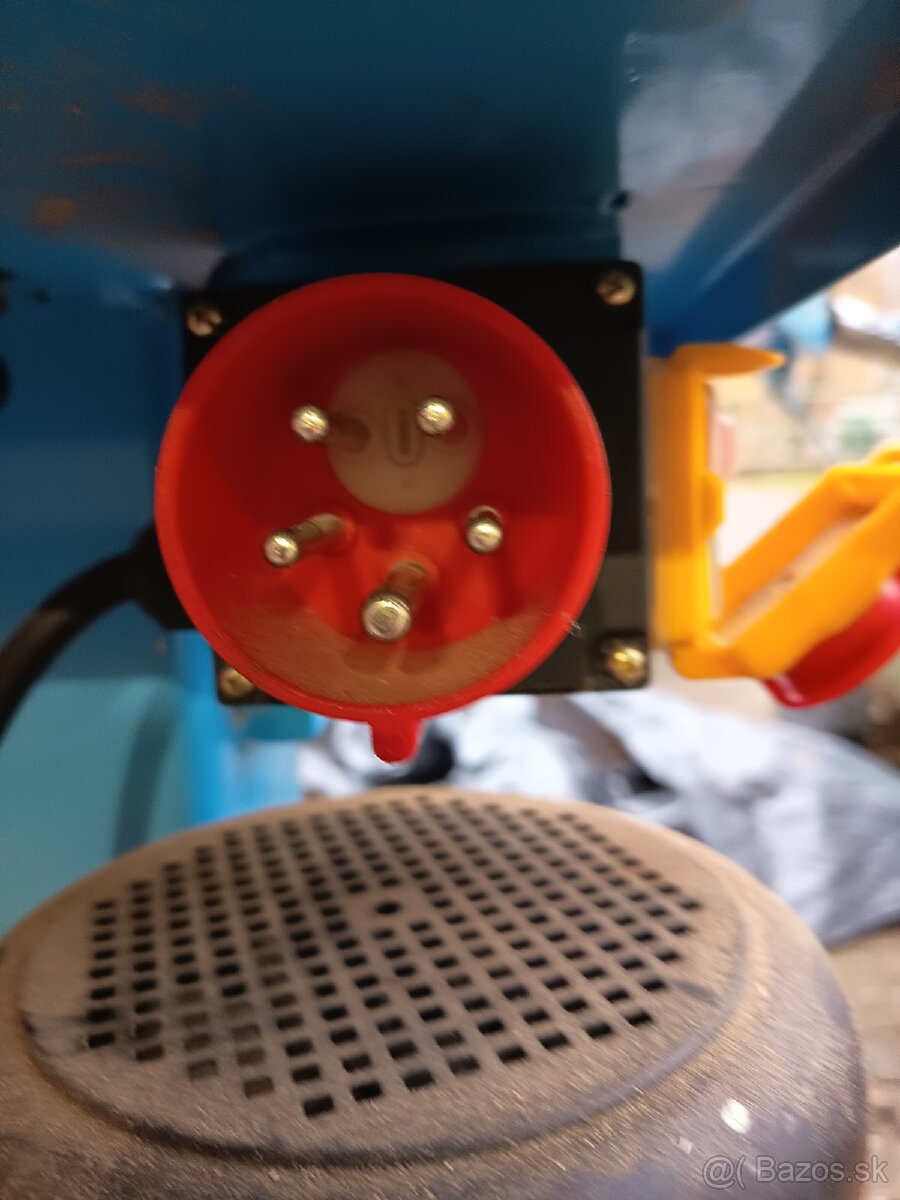 Hydraulická štiepačka - 6