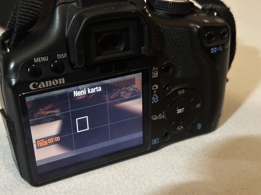 Dig. zrkadlovka Canon Eos 500D + objektív a príslušenstvo - 6