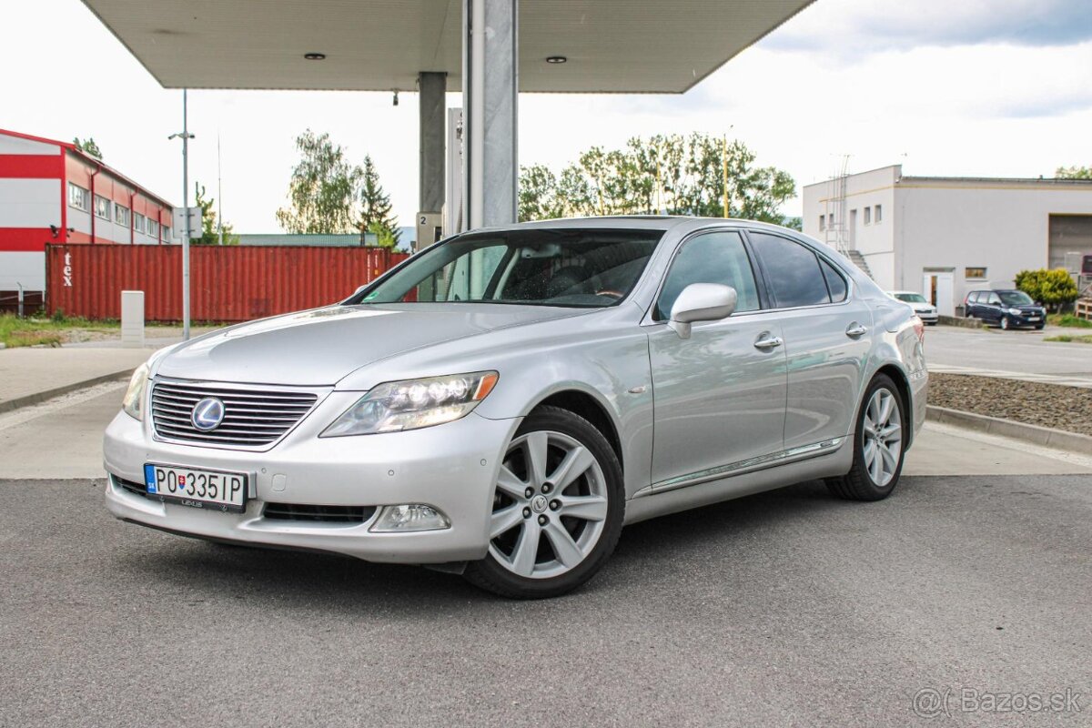 Lexus LS 600h 5.0 V8 Hybrid - 6