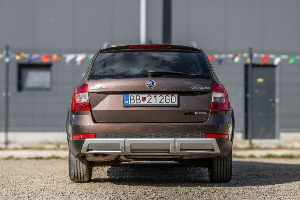 Škoda Octavia Combi Scout AT/6 135kW - 6