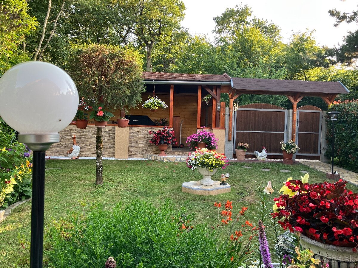 Celoročná chata na predaj v Jelenci - 6