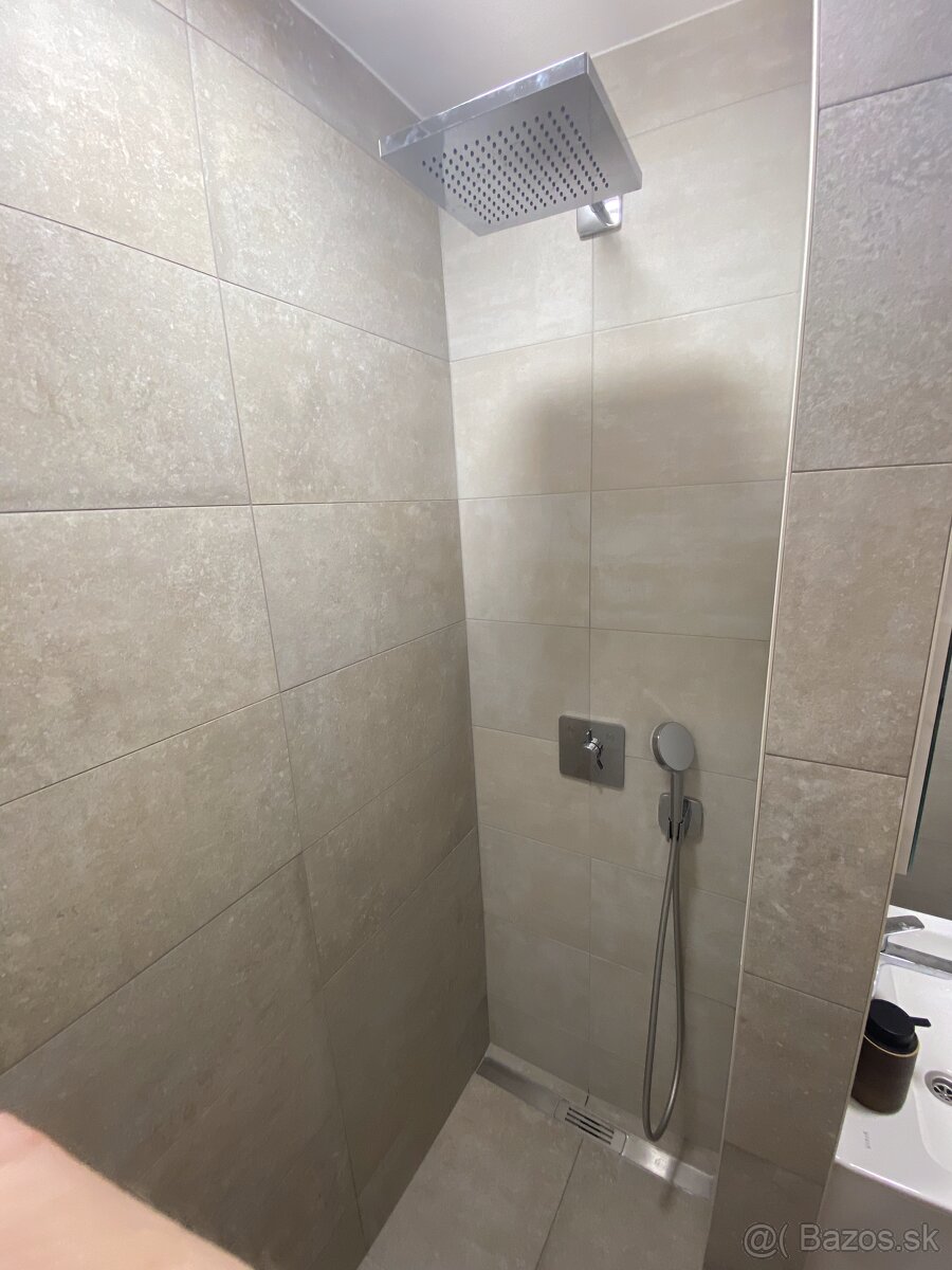 Prenajmem útulný 1,5-izbový byt v Ružinove pri OC Retro - 6