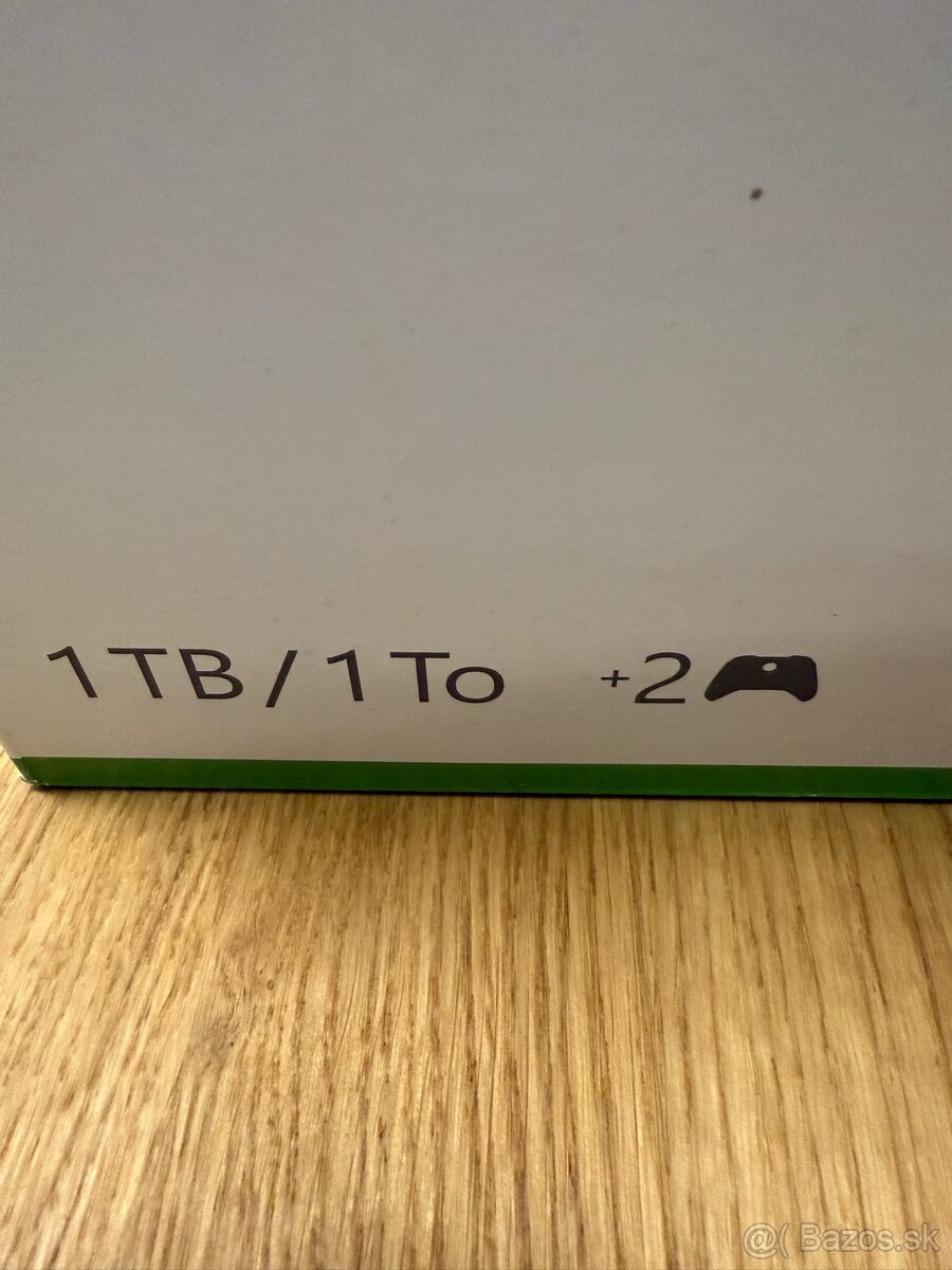Xbox One S 1TB s 2 ovládačmi a nabíjacou stanicou - 6