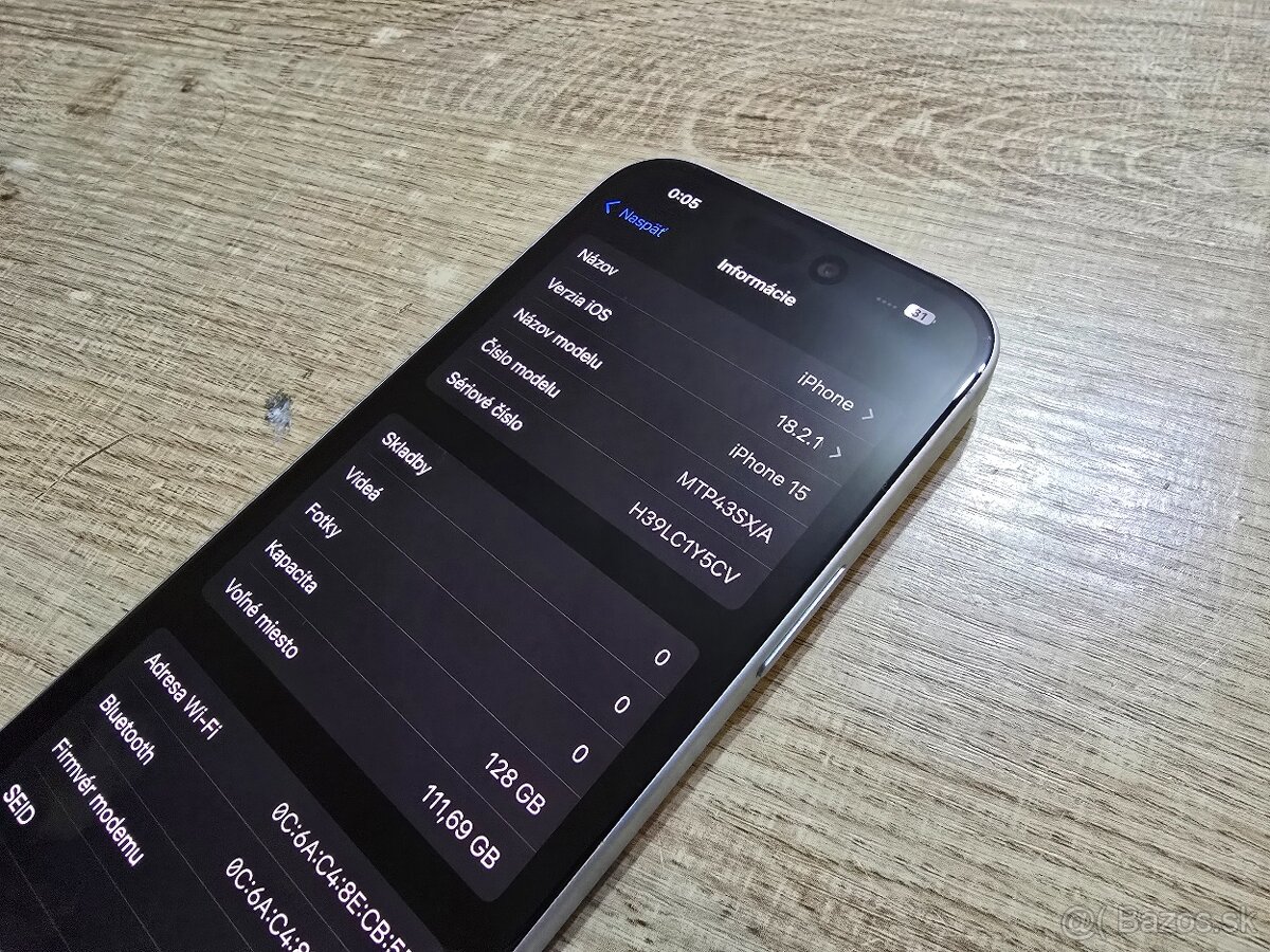 Iphone 15 128gb v super stave ma len jemne znamky pouzivania - 6