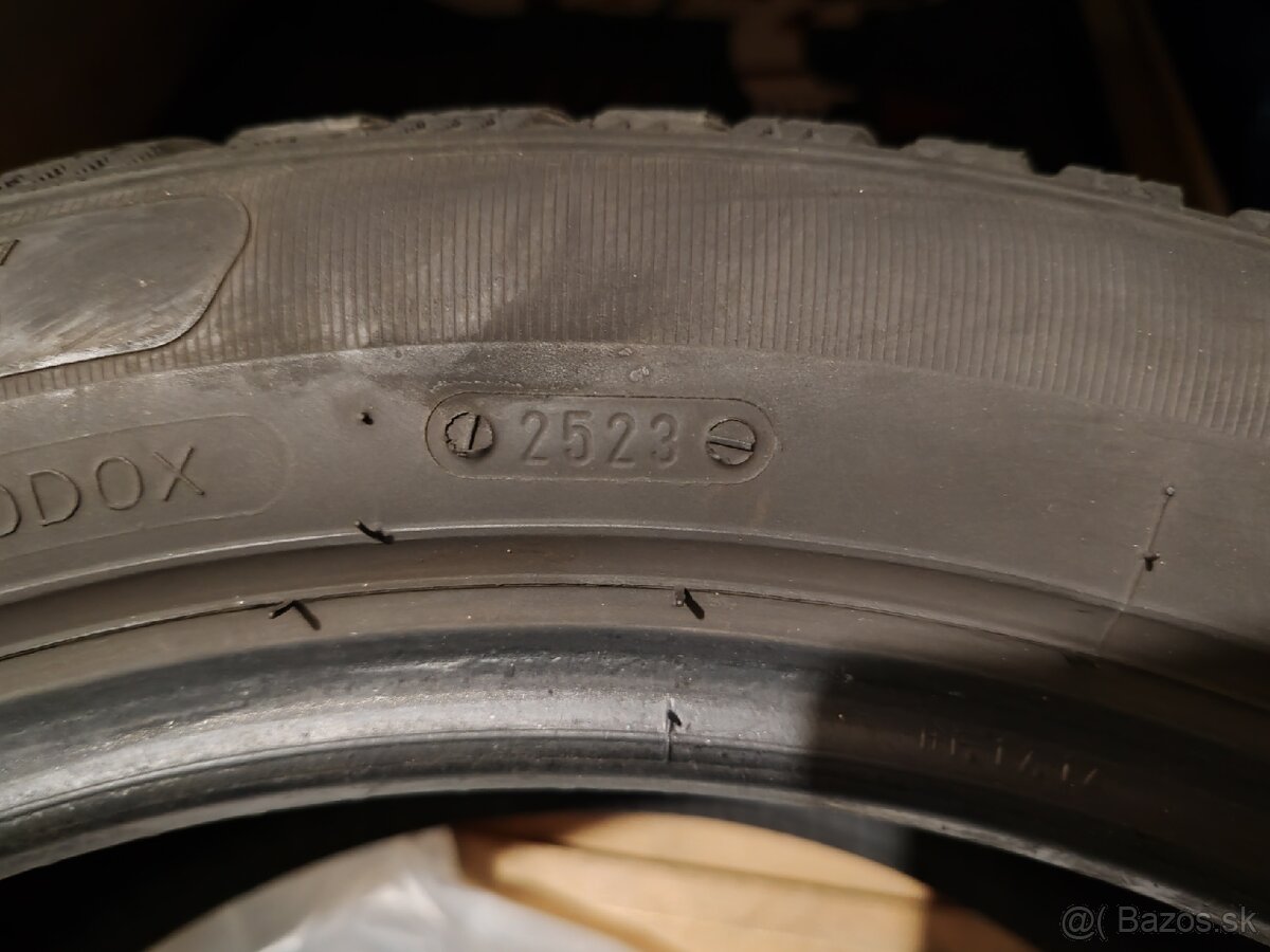 M+S 225/50 R17 - 6